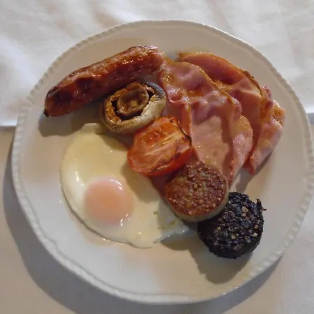 Redwood Bed & Breakfast