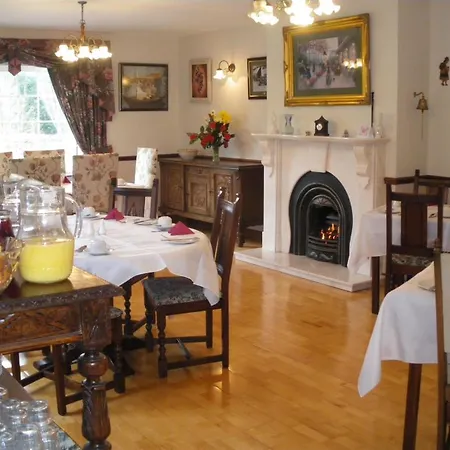 Redwood Bed & Breakfast Dunrine