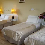 Redwood Bed and Breakfast 4*