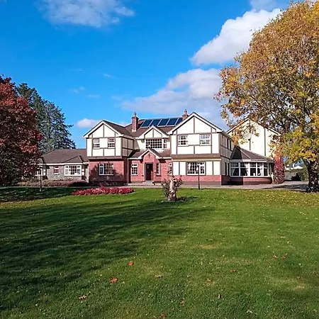 Redwood Bed and breakfast Dunrine