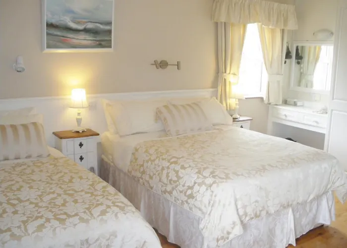 Bed & Breakfast Redwood 4*